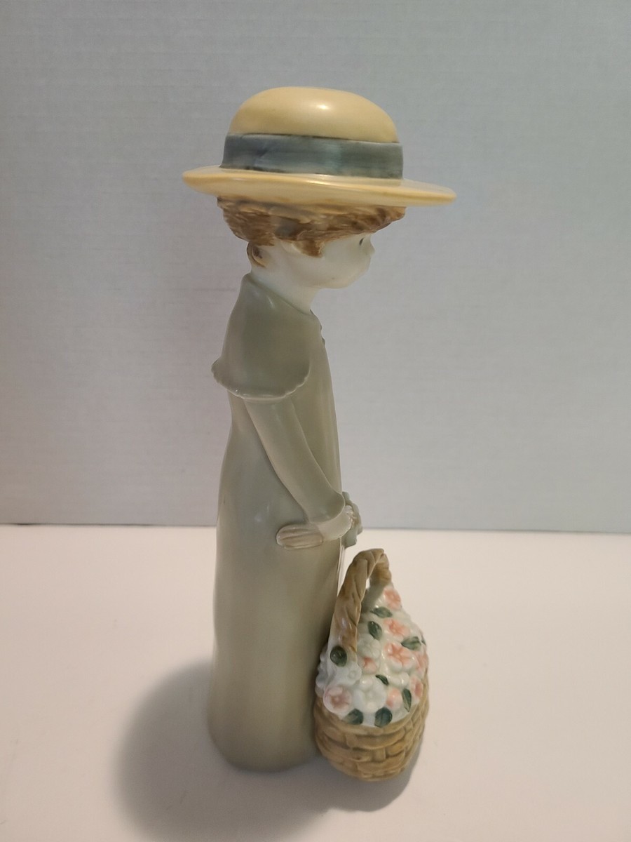 117765 Kinka Girl with Basket 1988 'Your Friendship Will Be