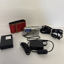 Olympus SP Series SP-700 6.0 MP Digital Camera - Silver parts repair bundle