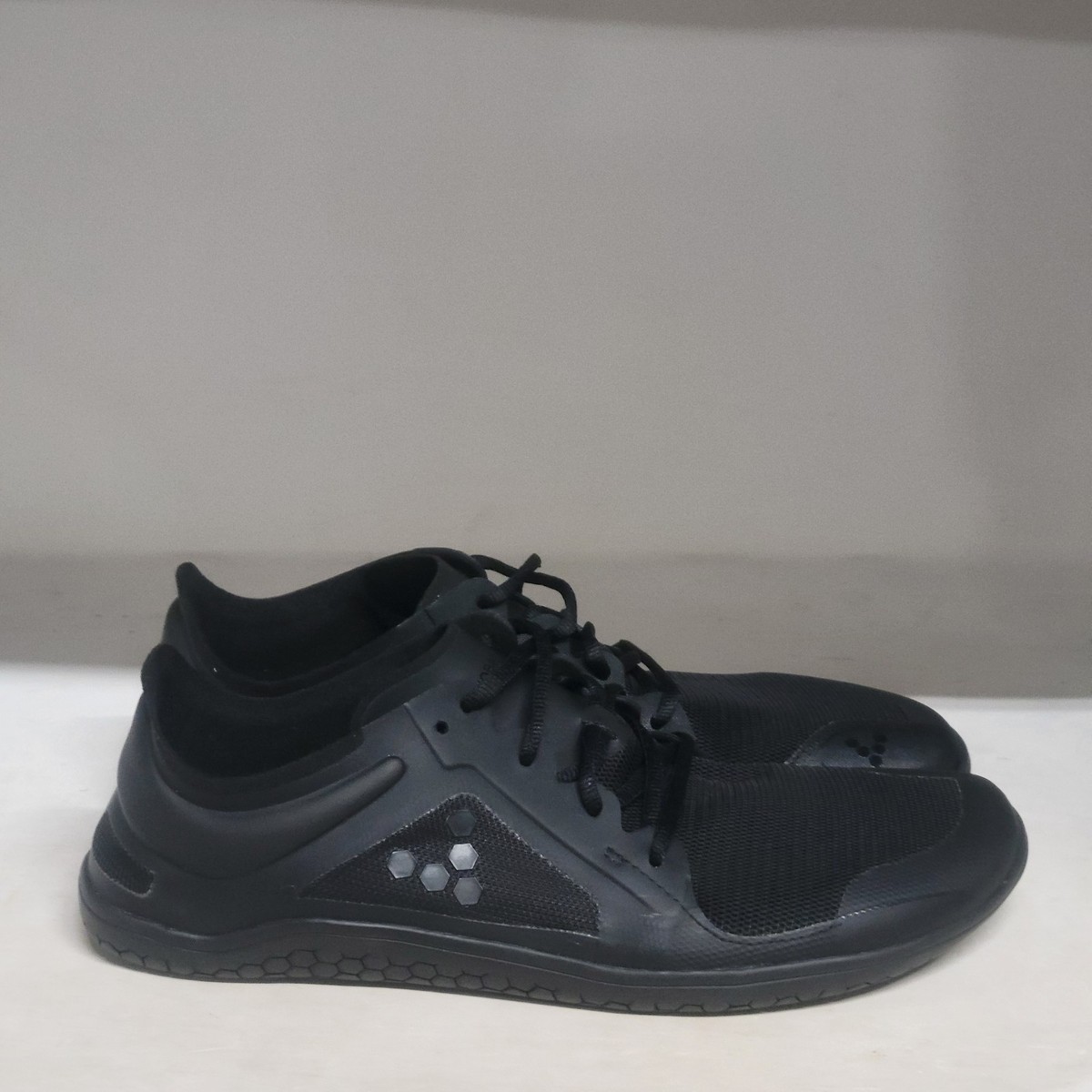 VIVO bearfoot PRIMUS LITE Ⅲ L black 39EU Amazon.com | Vivobarefoot Primus Lite III Mens Barefoot Shoes