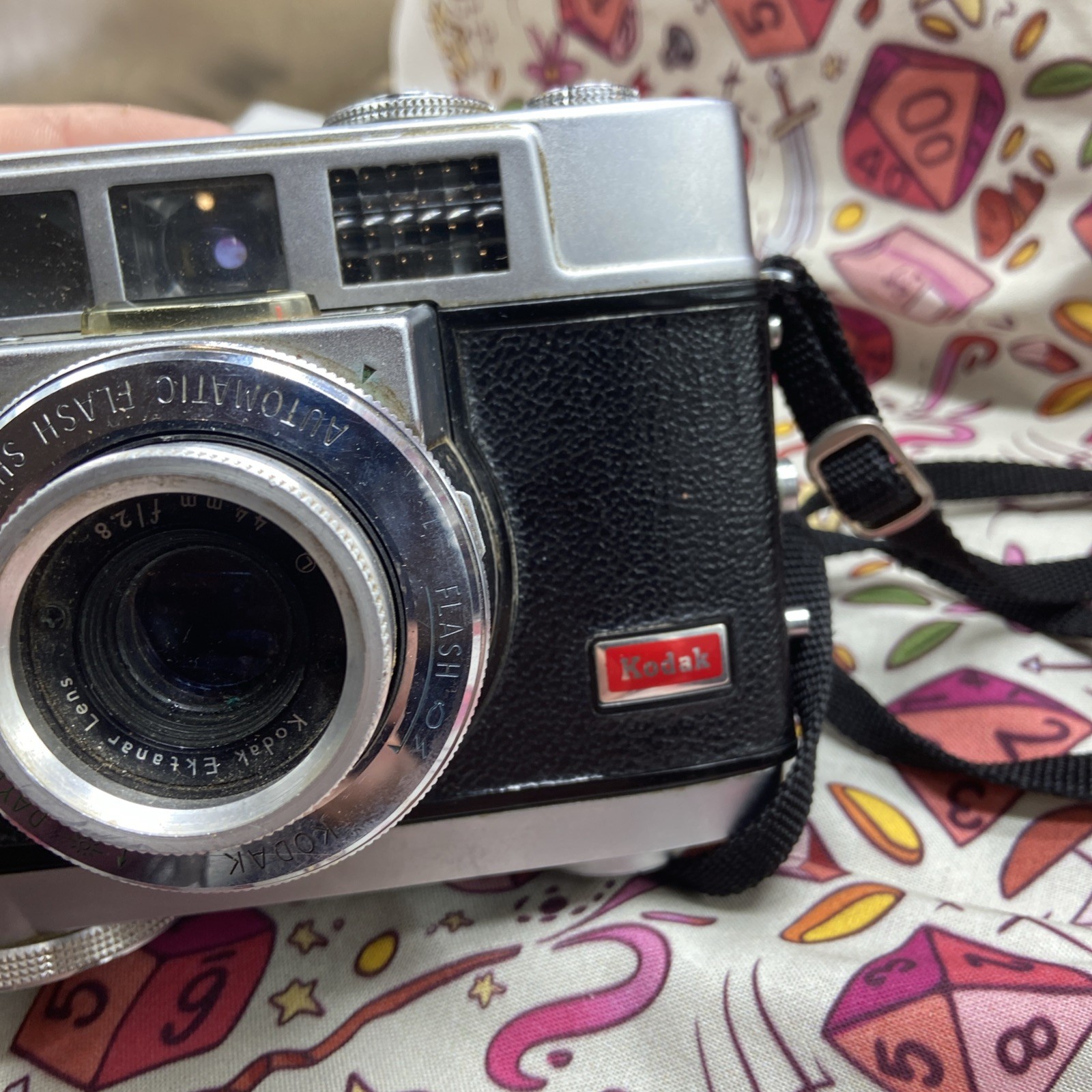 Vintage Camera Lot It 6  Canon AE-1 Kodak Pentax Petri Perkeo I Zorki 4 Untested