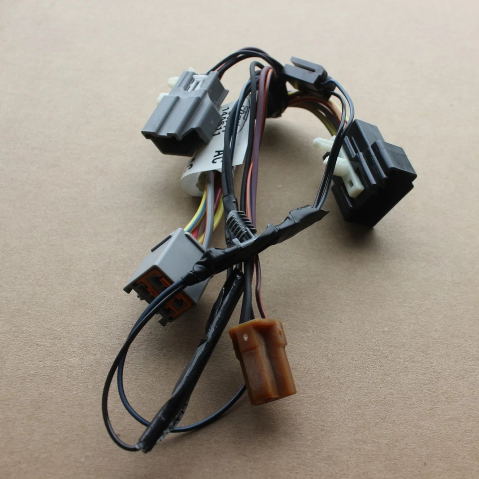 Arnés de cableado de puerta trasera Lincoln Town Car 09-11 9W1Z14632AA Ford Nuevo de Lote Original Foto 3 de 4