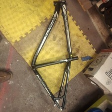  SPECIALIZED MOUNTAIN BIKE 17" FRAME W CRACK