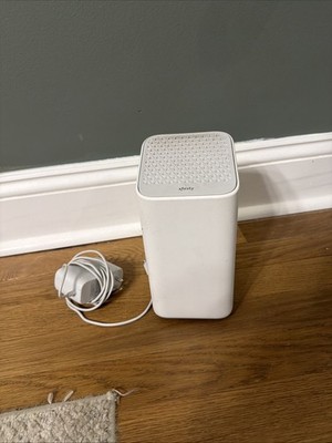 Comcast Xfinity XB7-T GIGABIT Modem WiFi Router with Power Cord - Used