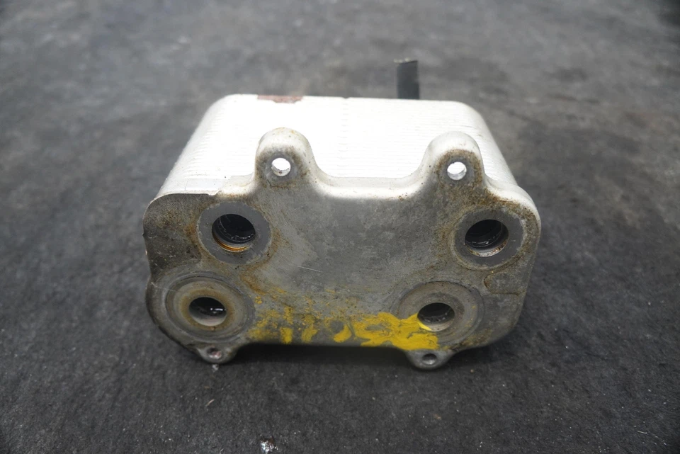 Intercambiador de calor enfriador de aceite de motor 99610702557 Porsche 911 996 1999-2005 Boxster Foto 3 de 4