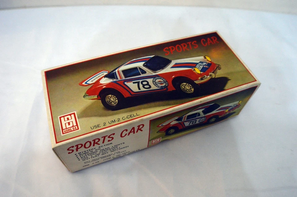 RARO Vintage PORSCHE 911 CARRERA MARTINI - TAIWÁN - FUNCIONA CON PILAS - NUEVO EN CAJA Foto 2 de 4