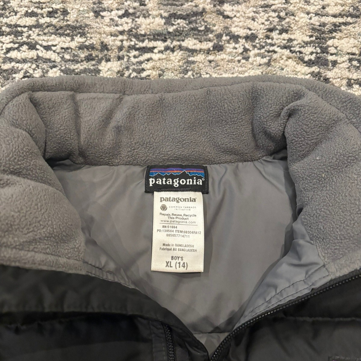 patagonia XL 14 ダークグレー ジャケット Patagonia Boys Down