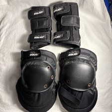 Bauer Knee And Wrist Guards Black Size Small