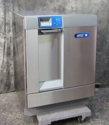 Labconco 4400420 Steam Scrubber Lab Freestanding Glassware Washer with Racks