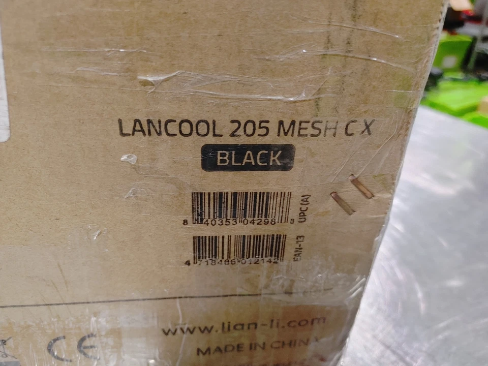 Brand New In Box Lian Li LanCool 205 Mesh C ATX Computer Case Black - Image 2 of 4