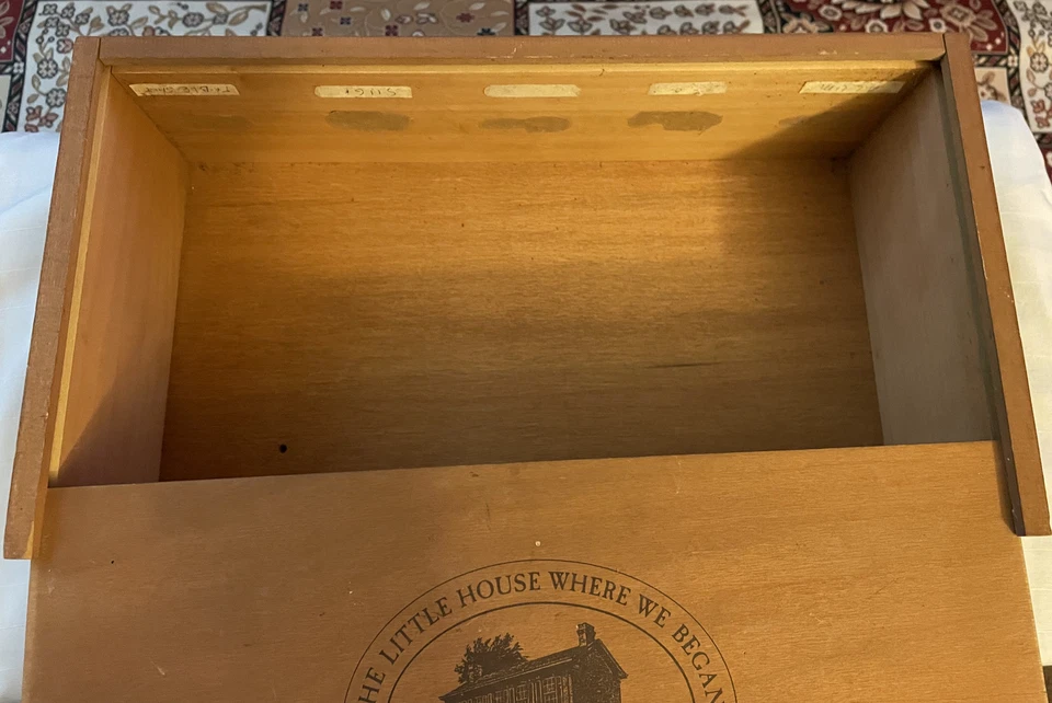 Vintage H.J. Caja de madera Heinz La casita donde empezamos 1869-1981 Foto 2 de 4