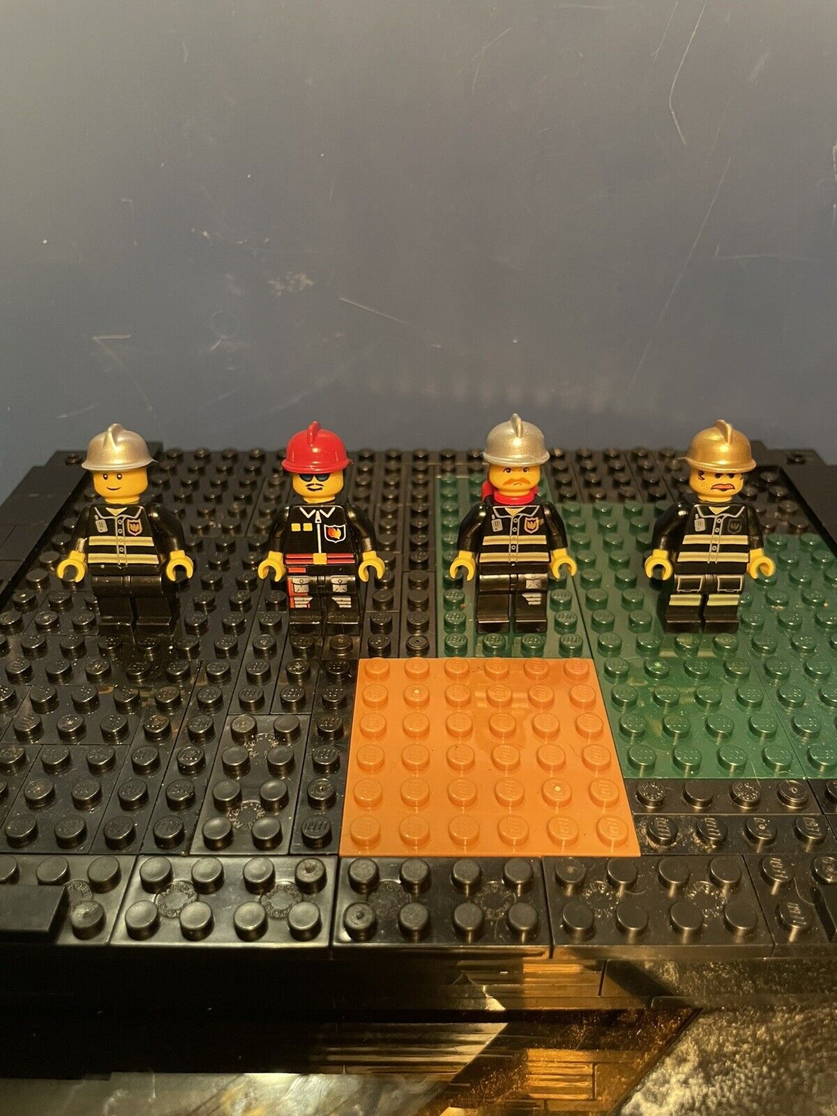 Lego City Fire Fighter Minifigure Lot of 4 Vintage and Modern Firefighters