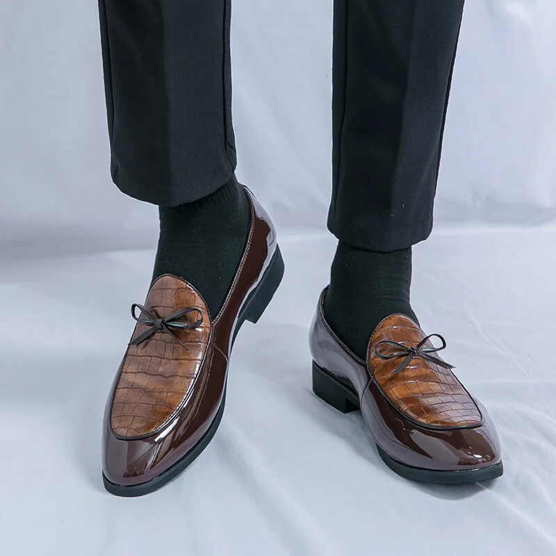 SAOLA Mocassini leggeri eleganti uomo scarpe classiche quotidiane ufficio business pelle