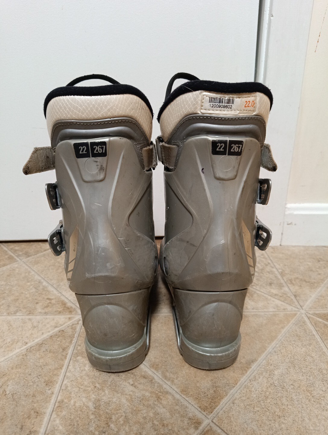 Scarponi da sci donna Salomon Irony 660 misura 267 mm Mondo 22