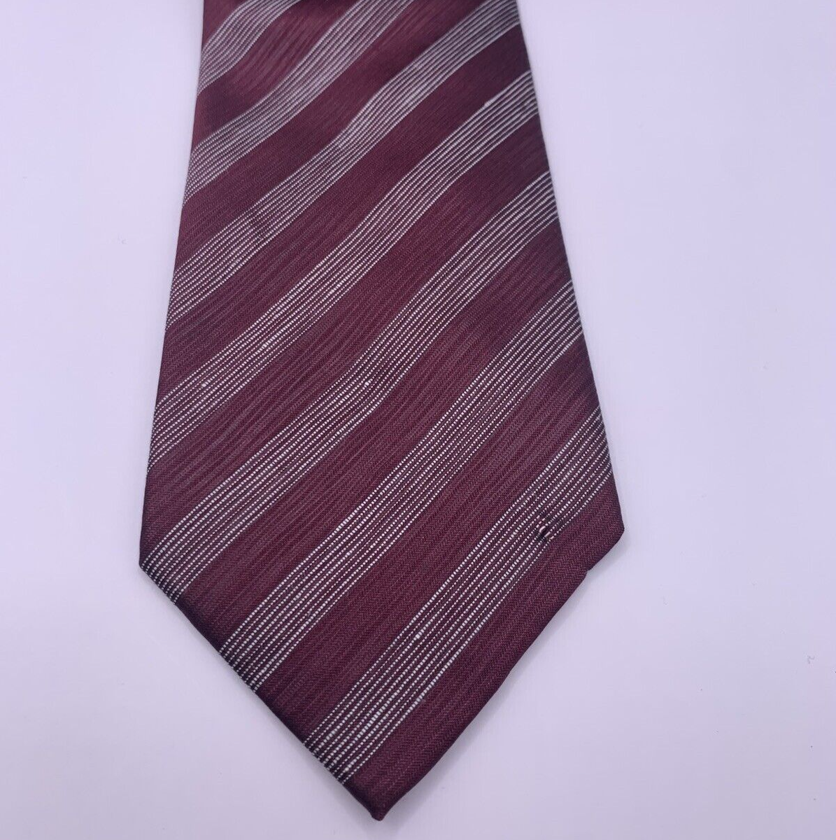 Ermenegildo Zegna バーガンディ ソリッド ジャガード Ermenegildo Zegna バーガンディ ソリッド ジャガード 【公式通販】