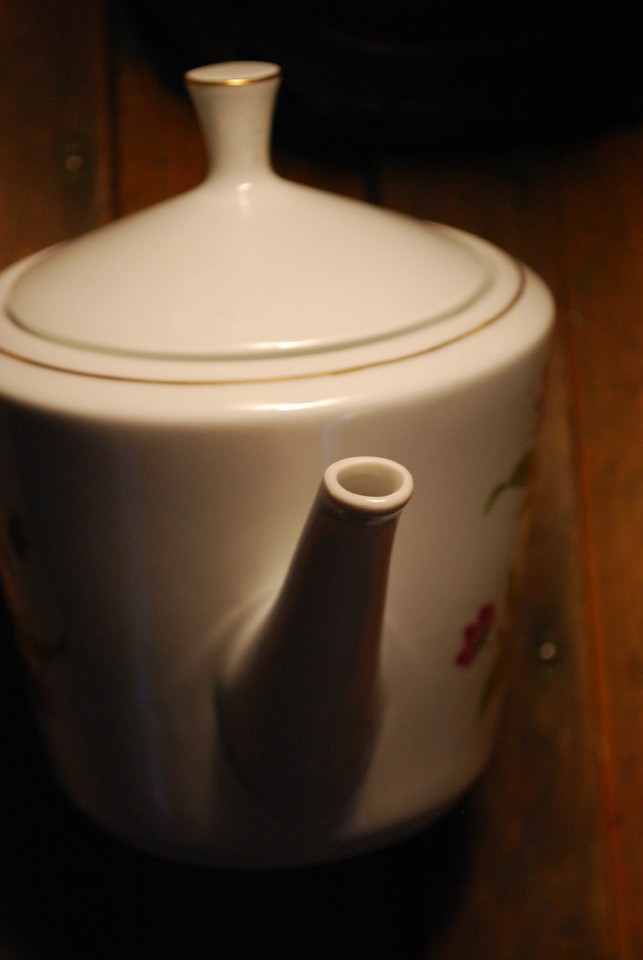 Vintage 1950s ALFOLDI HUNGARY Floral PORCELAIN TEAPOT Mid Century Mod