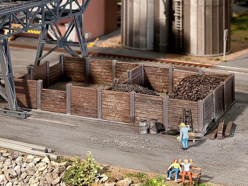 FALLER 120254 Parc à charbon HO pour dépôt ferroviaire miniature en plastique injecté