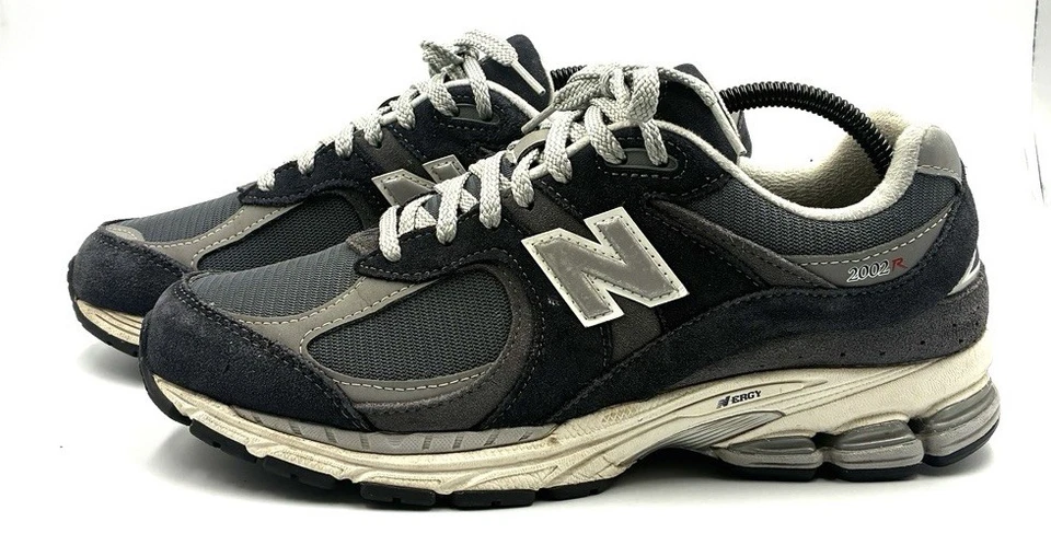 New Balance 2002R, photo 3 of 5