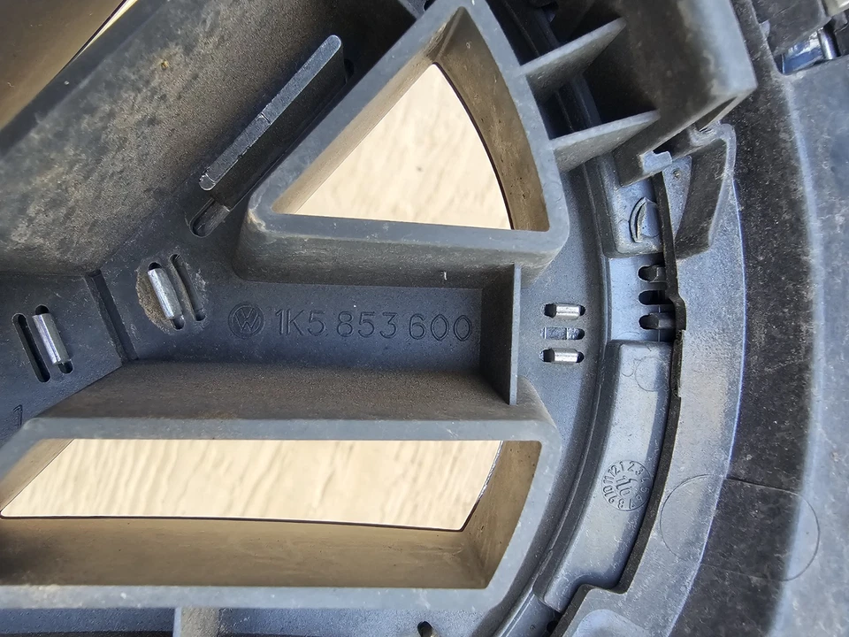 09 10 11 Tiguan Front Upper Bumper Grille Grill Mesh Panel Black Chrome OEM - Image 4 of 4