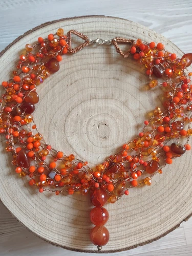 COLLANA Con Cristalli E Pietre Dure Arancio Fatta A Mano All'uncinetto - Foto 2 di 2