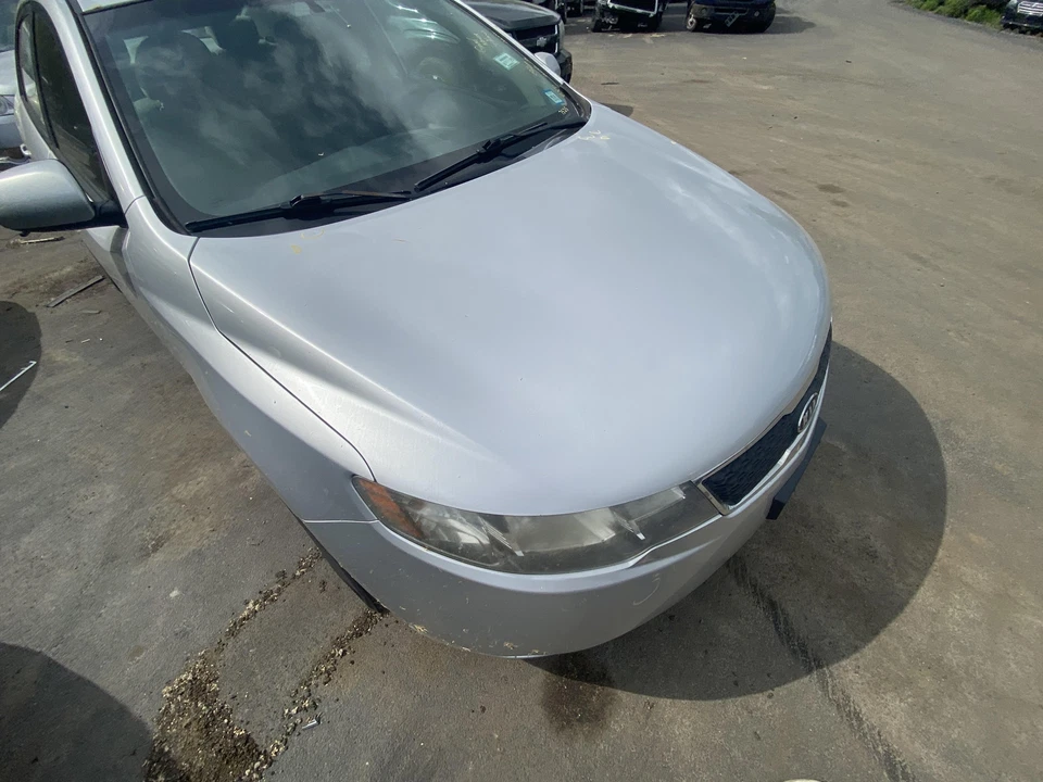 Used Hood fits: 2012 Kia Forte Grade B Foto 3 de 4