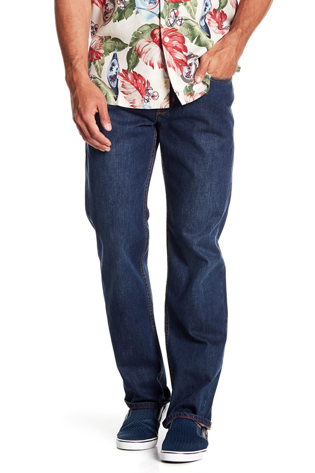 Прямые джинсы Tommy Bahama TD114308 Sun Chaser Authentic с полосканием для стирки 32x32 16090₽