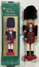TRADITIONS NUTCRACKER WOODEN 14” KILT BAG PIPE-HAND PAINTED CHRISTMAS HOLIDAY
