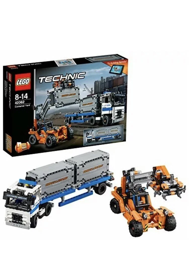 RETIRED 2017 Lego Technic set 42062 Container Yard 631 PCS