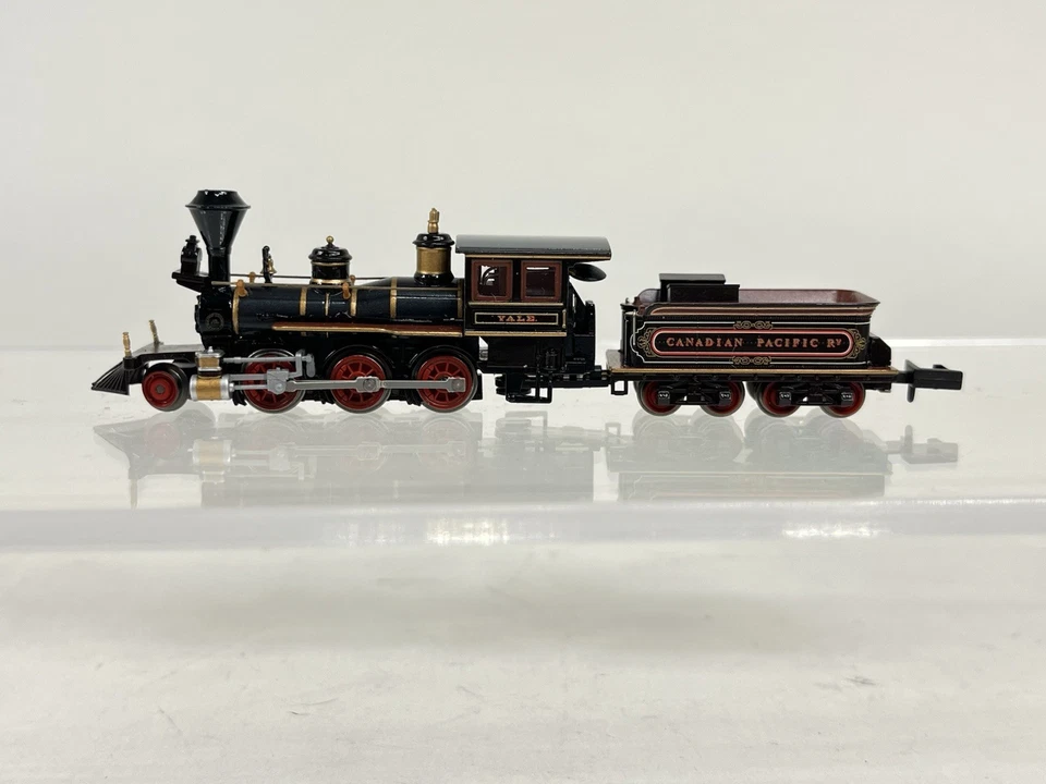 Atlas N Scale Canadian Pacific CP “Yale” 2-6-0 Mogul DC Powered - Image 4 of 4