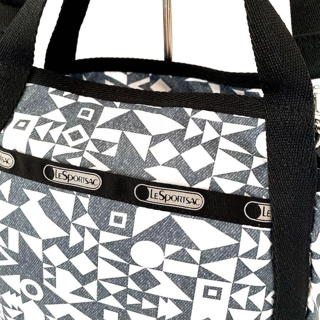 Good Condition LeSportsac Geometric Pattern Shoul… - image 8