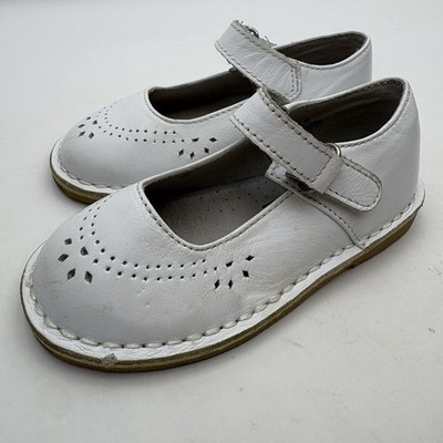 L'amour Girls Classic White Perforated Leather Mary Jane Sz 8 Toddler Girl