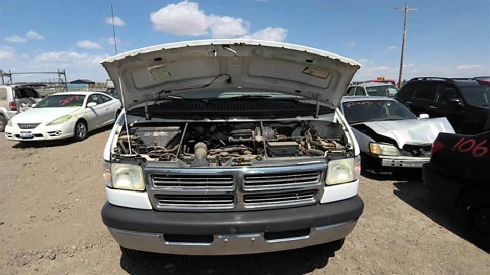 Passenger Corner/Park Light Beside Headlamp Fits 95-97 DODGE 1500 VAN 29445561 Foto 2 de 4