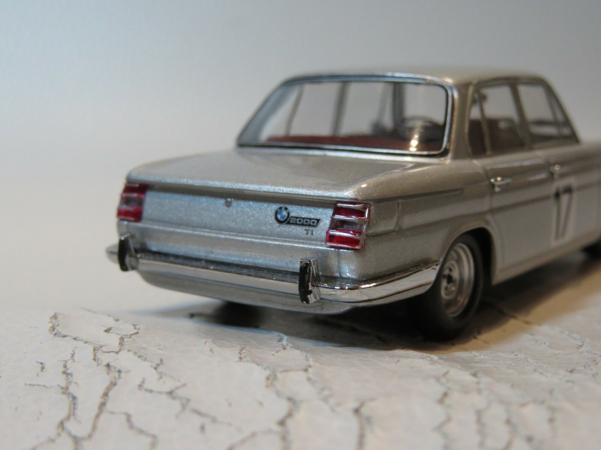 BMW 2000 ti 24h Spa 1966 ミニカーミニチャンプス1/43 1/43 Minichamps BMW 2000 TI #17 Winner 24H Spa (1966