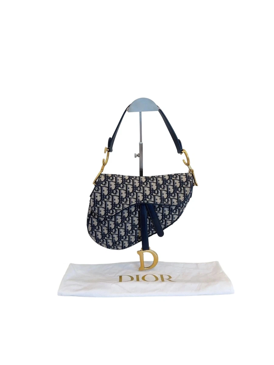 CHRISTIAN DIOR ショルダーバッグ ネイビー CHRISTIAN DIOR X KAWS Saddle Leather Wristlet Navy Blue
