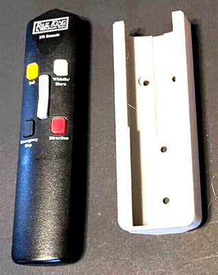 HOLDER FOR MTH RAIL KING I/R AND DCS COMMANDER O SCALE REMOTE CONTROL