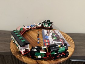 LEGO Advanced Models: Holiday Train (10173)