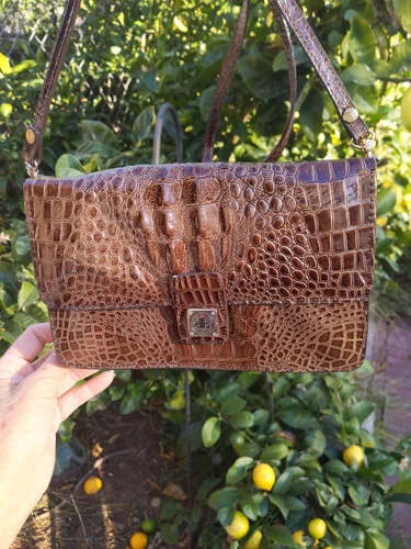 Vintage Daniel Hugo Clutch Leather Faux Crocodile Embossed Cross Body Purse