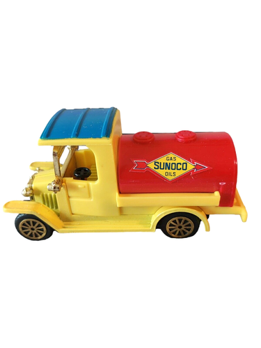 Reader's Digest Collector's Set of Classic Trucks Set of 4 Trucks w/Original Box - Picture 2 of 8