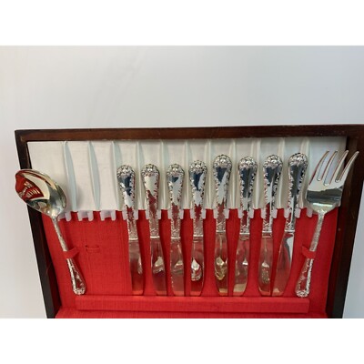 VTG Wm Rogers & Son Silver Plated Flatware 8 Settings  VTG Wm Rogers & Son Silver Plated Flatware 8 Settings Bridgerton Core 7297 main image 1
