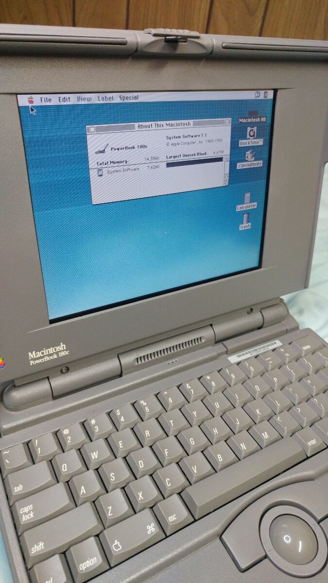 Apple Macintosh PowerBook 180c Laptop - blue bottom - very Apple Macintosh PowerBook 180c Laptop - blue bottom - very