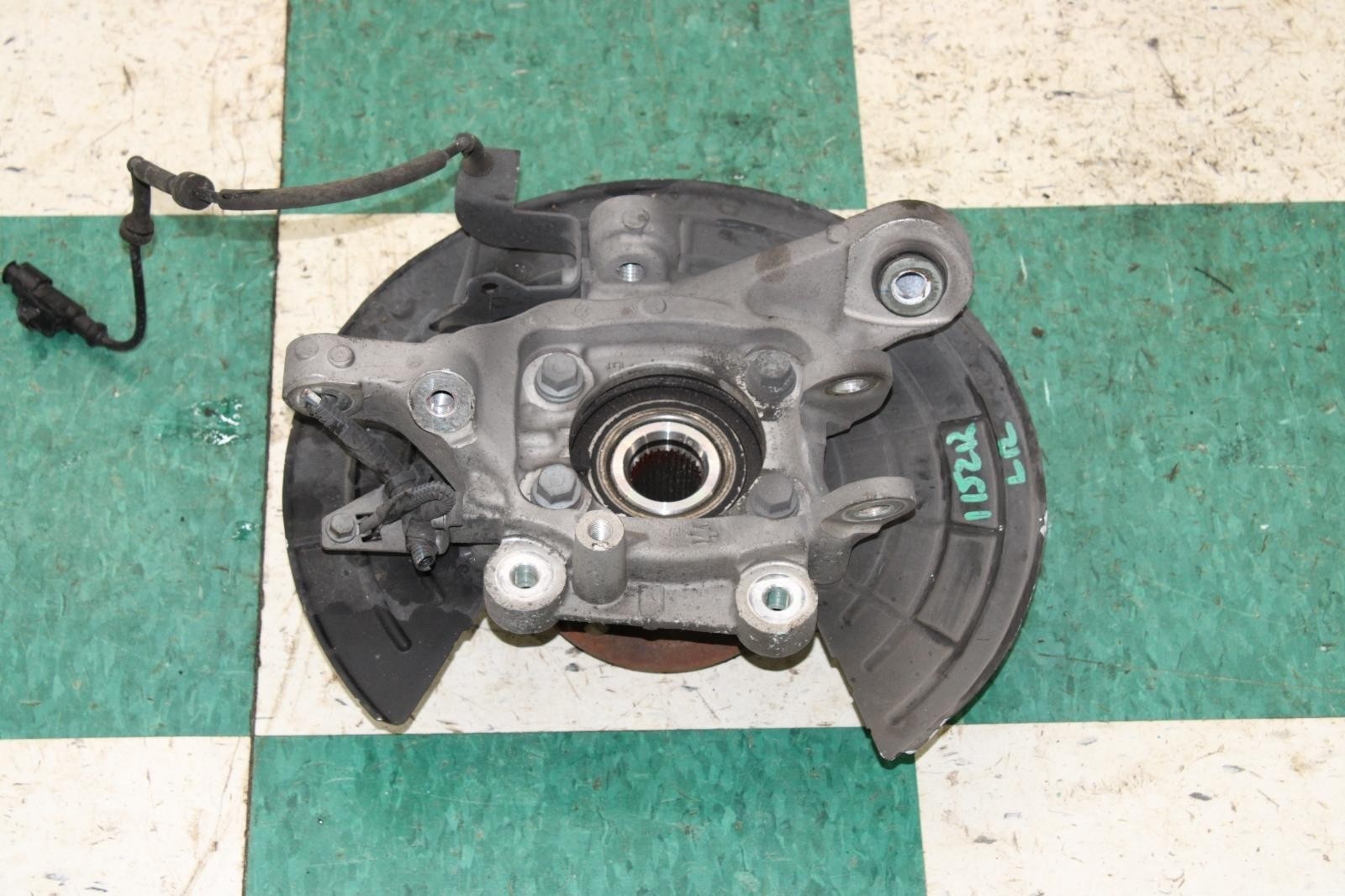 Maserati Ghibli 2014-2021 Rear Left Steering knuckle