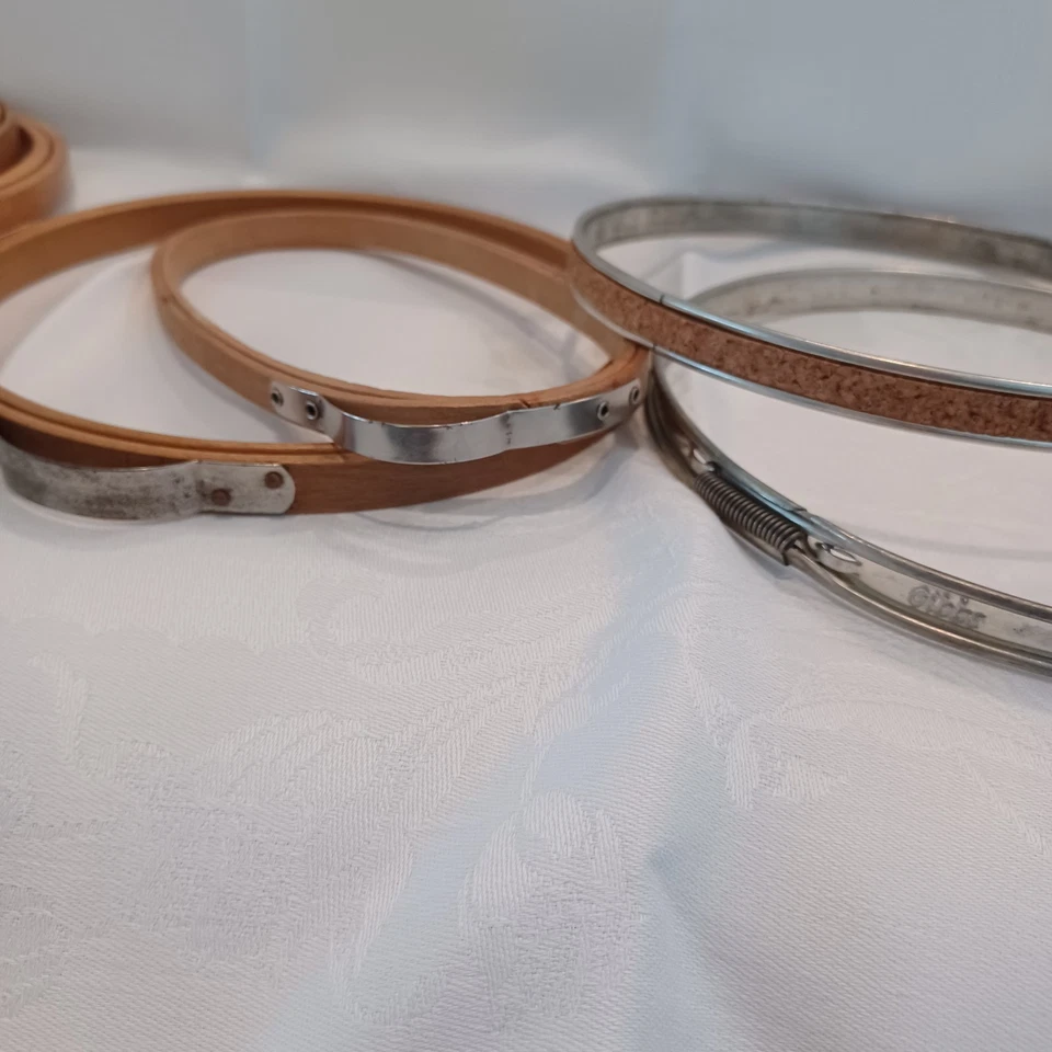 Vtg Princess & Gibbs Wood/Embroidery Hoops, Round & Oval Various Sizes, VGC, USA - Image 4 of 4