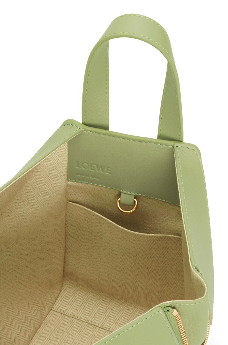 【LOEWE】Hammock Compact Bag in Light Pear LOEWE Hammock Compact $3100 Light Pear Leather Handbag New