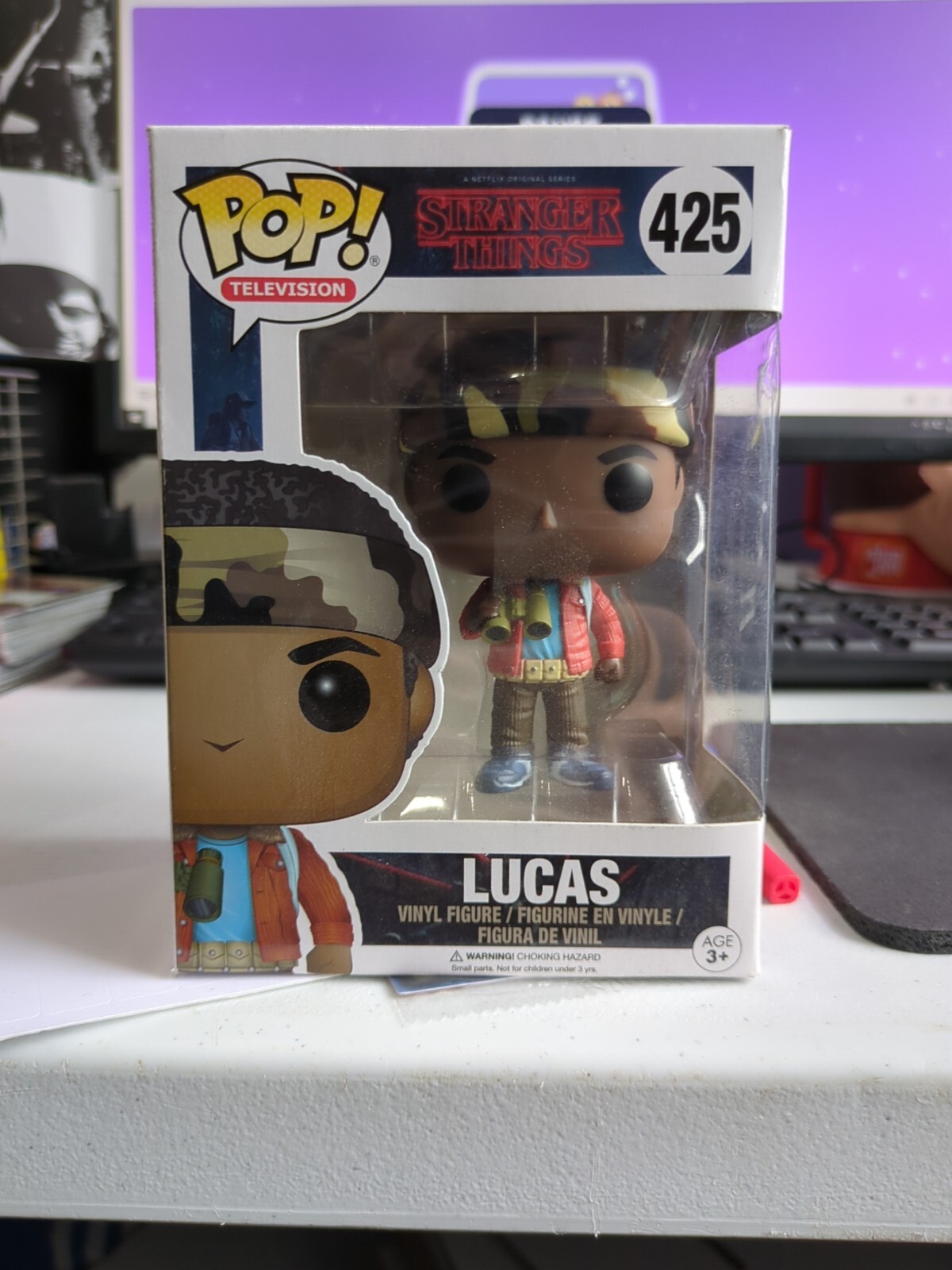 Funko Pop! Vinyl: Stranger Things - Lucas Sinclair (W/ Binoculars) #425
