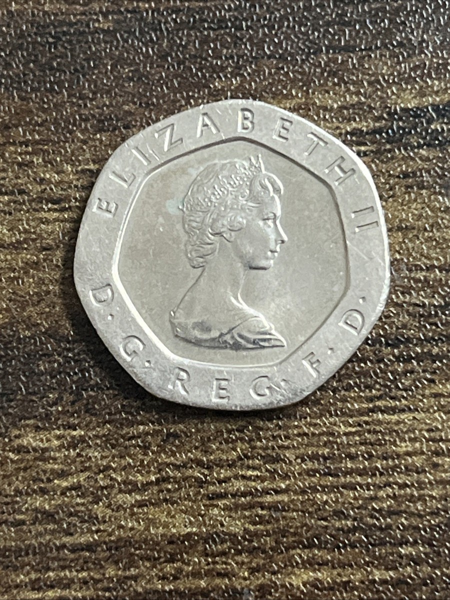 1982 Great Britain UK Elizabeth II 20 Pence AU Almost Uncirculated