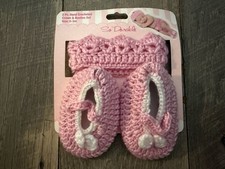 NWT So Dorable pink crochet Crown headband and Booties set size 0-3m