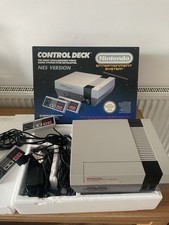 Nintendo NES Entertainment System / Console