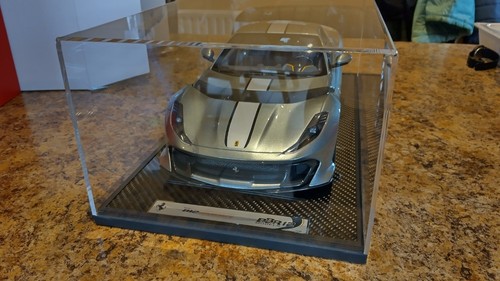 Ferrari 812 Competizione 1:12 BBR Limited Edition - Imagen 4 de 16