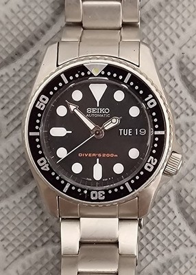 Seiko 7S26-0030 200M Automatic Dive Watch w/Day & Date | eBay