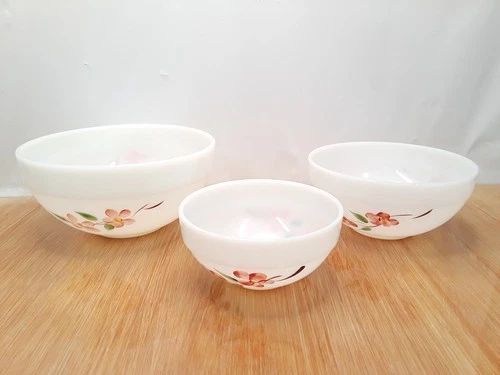 Anchor Hocking Fire King Peach Blossom Mixing Bowl Set EUC