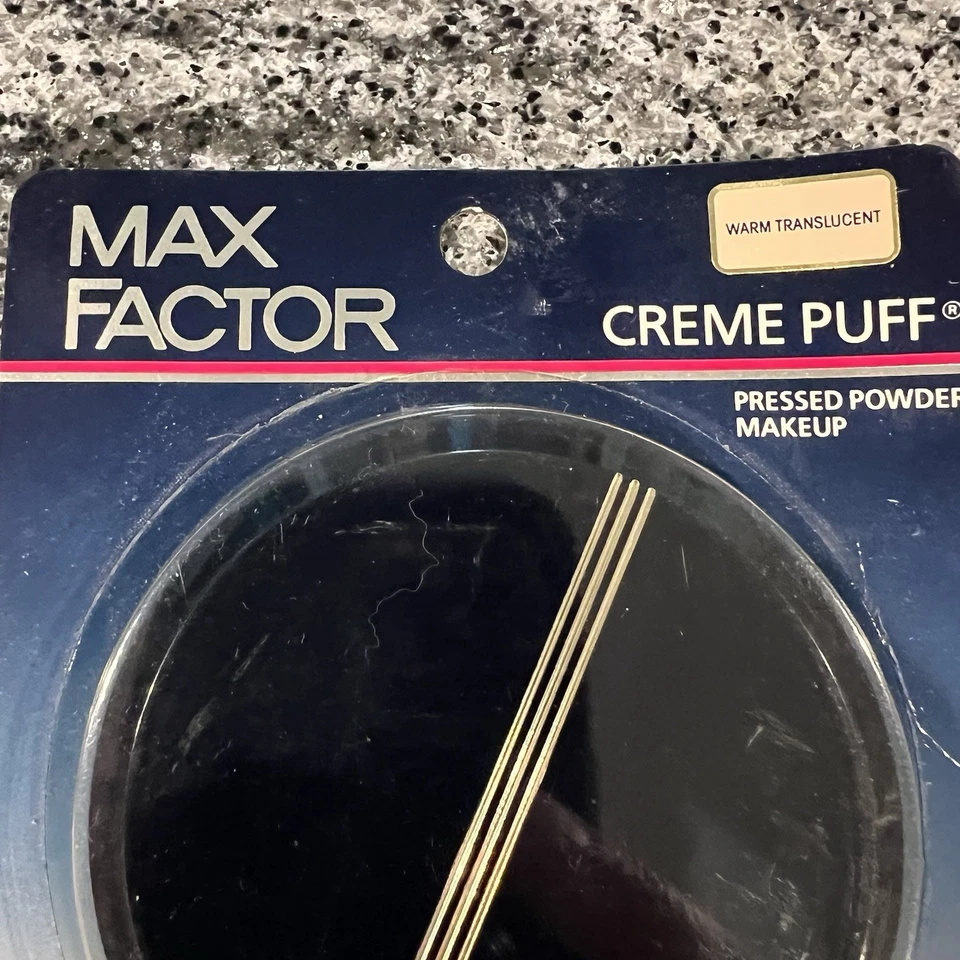 Max Factor Water Activated Crème Puff PanCake Makeup 8oz - Image 2 of 4
